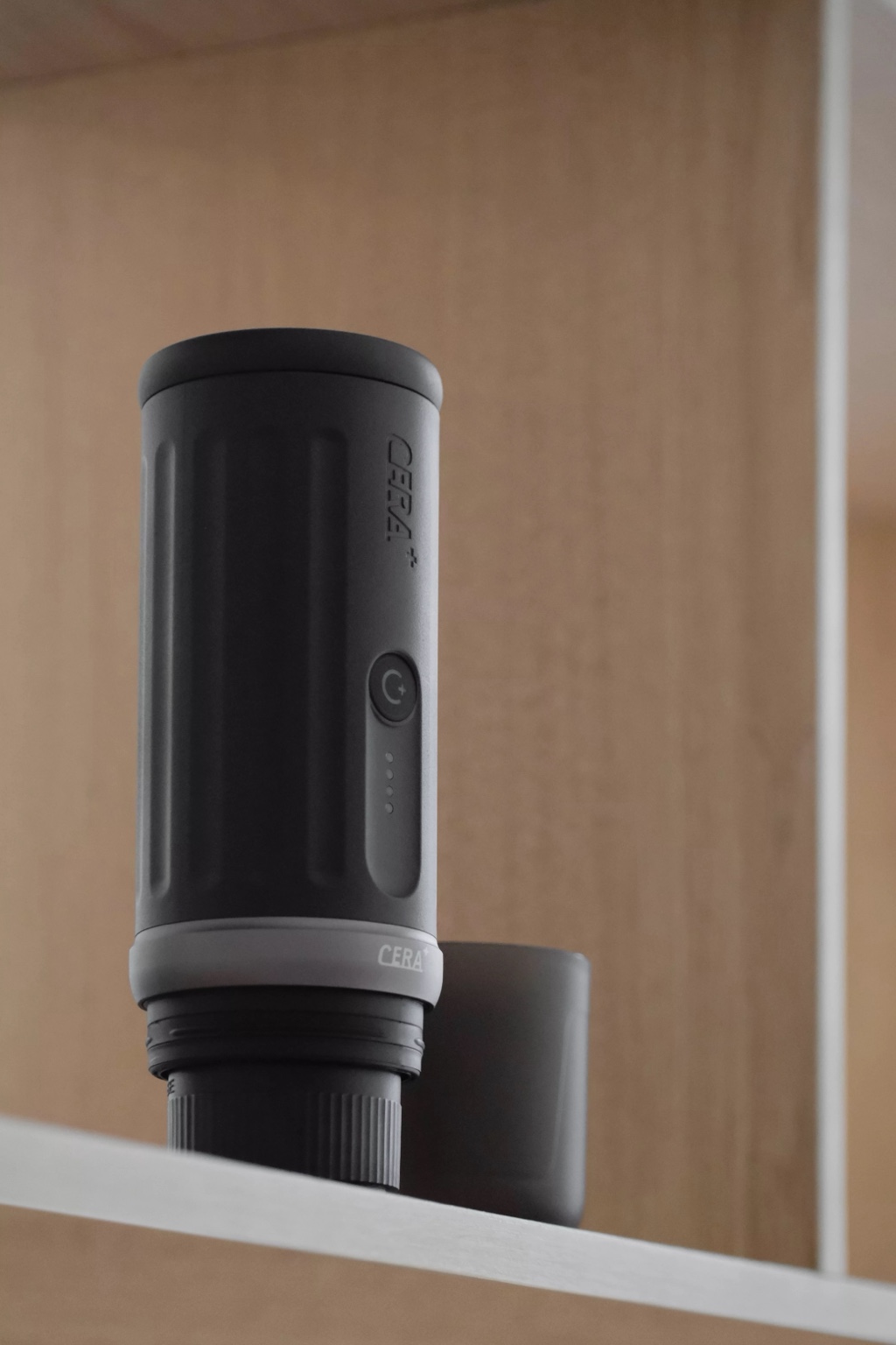 CERA+ portable coffee machine lifestyle scene